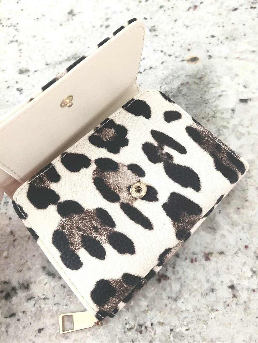 Meli Melo Paris Compartmentalized Animal Print Wallet NWOT